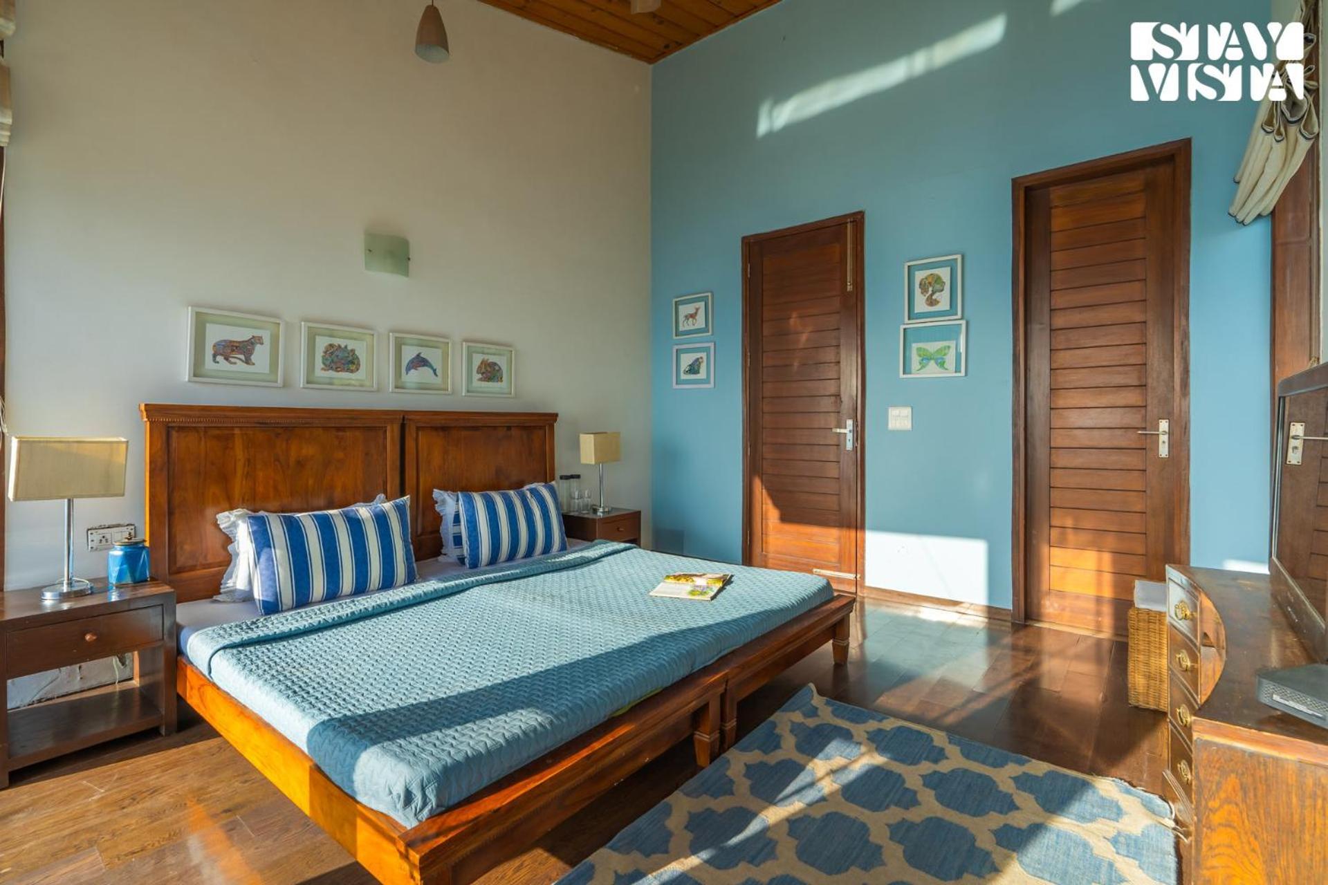 Stayvista At Hillcrest Villa With Valley View, Bonfire And Heater Kasauli Bagian luar foto